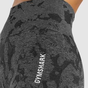 Gymshark Adapt Camo Seamless size medium! 🖤✨